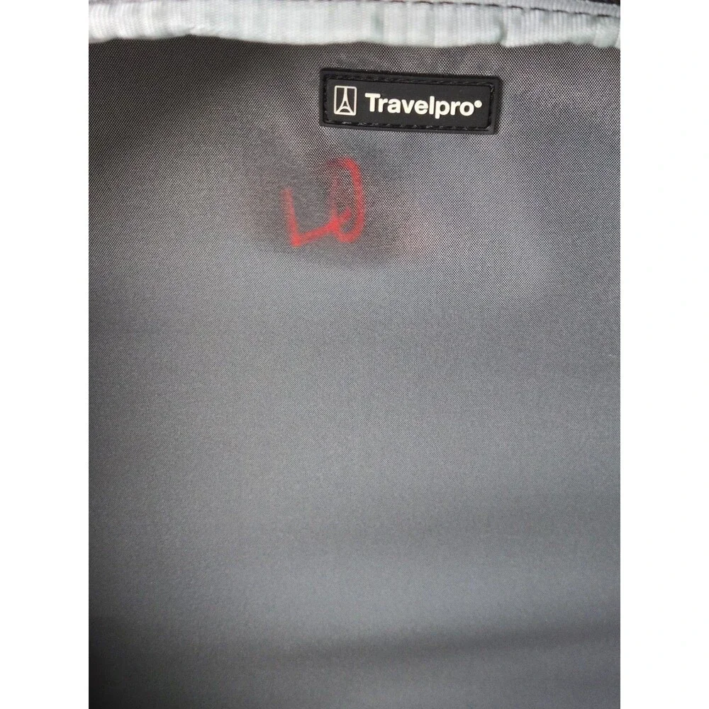 Travelpro Crew Executive Choice 2 Backpack Laptop RFID USB Excellent Condition